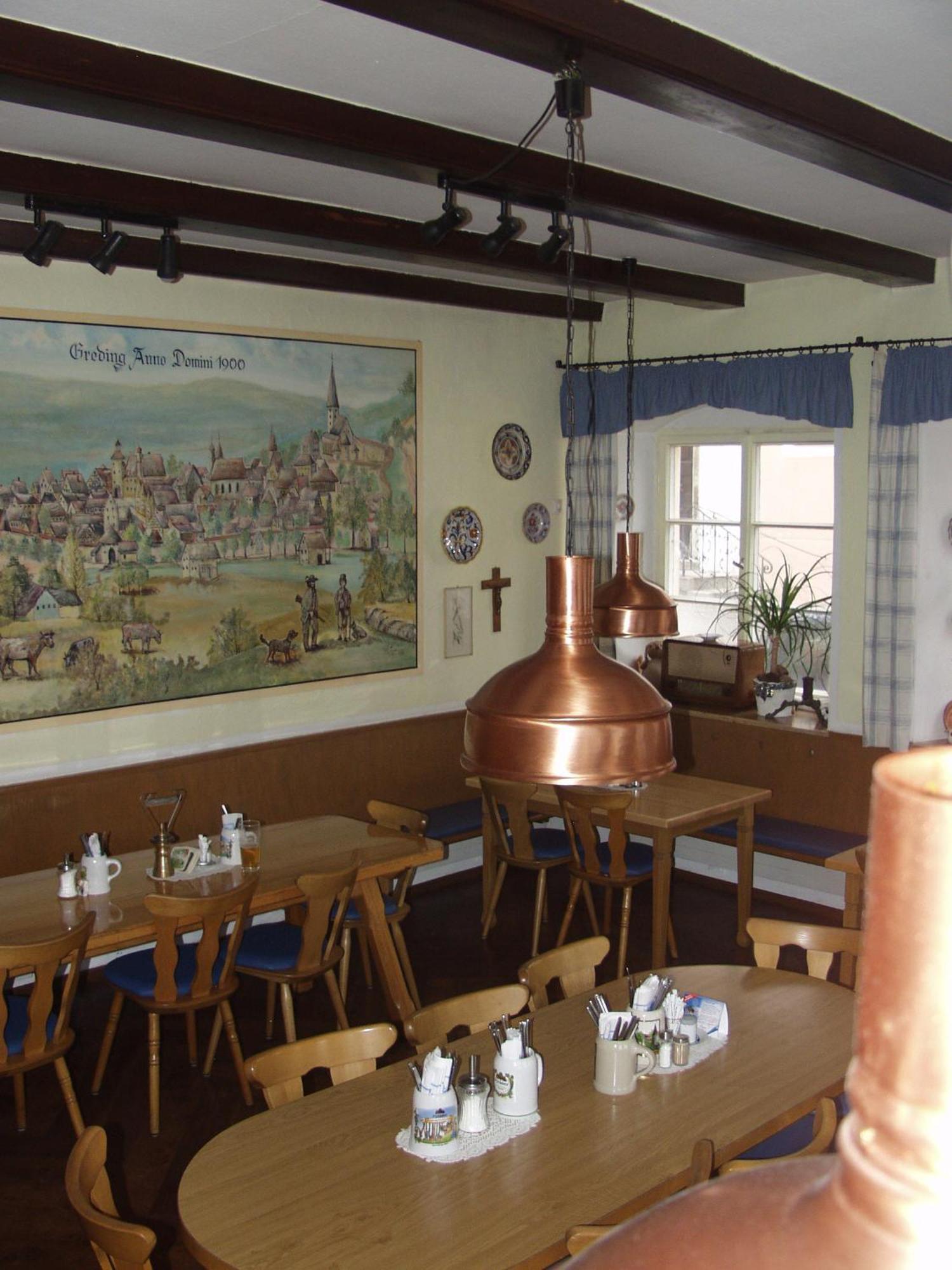 Gasthof Zum Bayerischen Greding Bagian luar foto