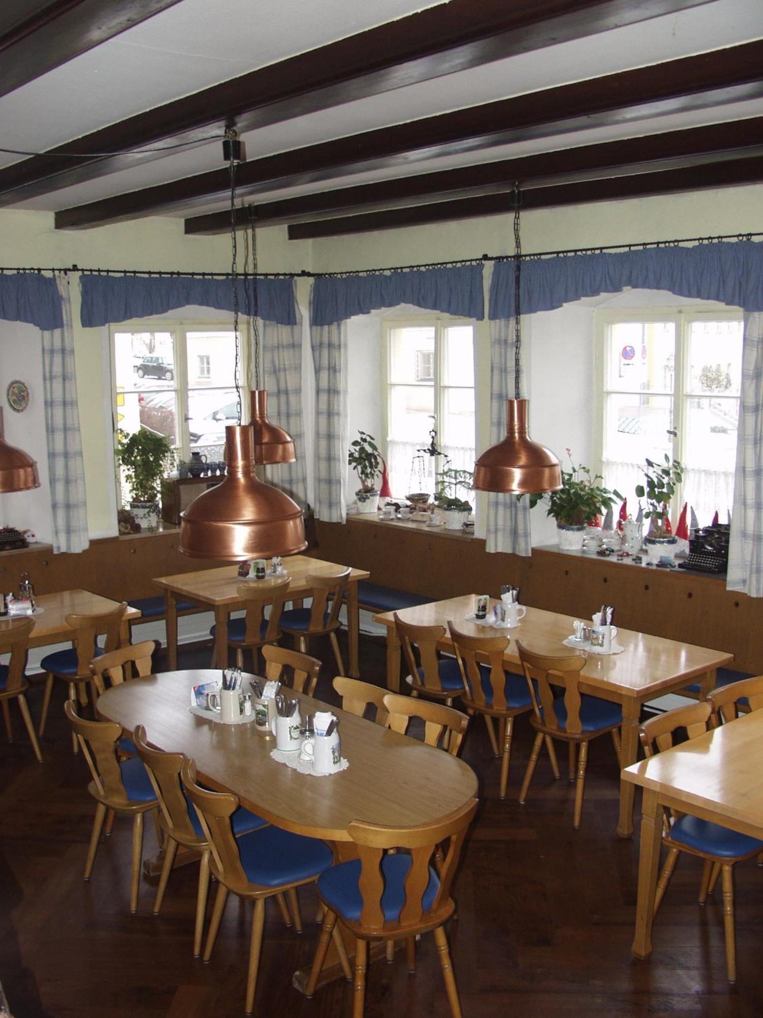 Gasthof Zum Bayerischen Greding Bagian luar foto